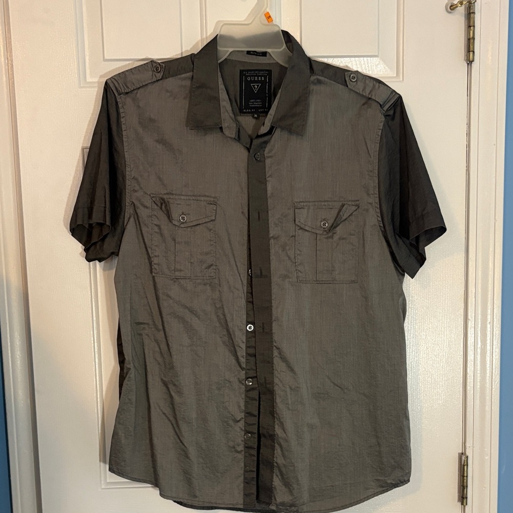 Guess Men's Two-Tone Gray Button-Down Shirt